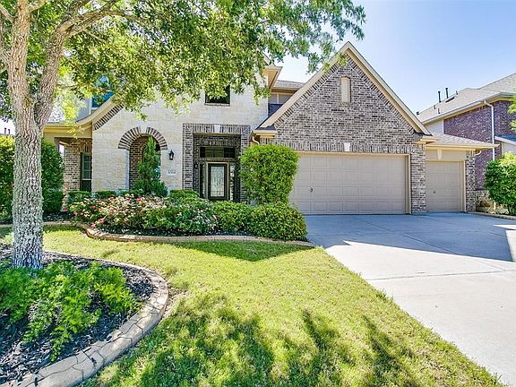 2nd image of 10114 Sandhill Pine Ct