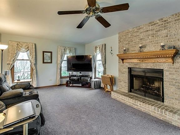 4th image of 2612 John Bourg Dr