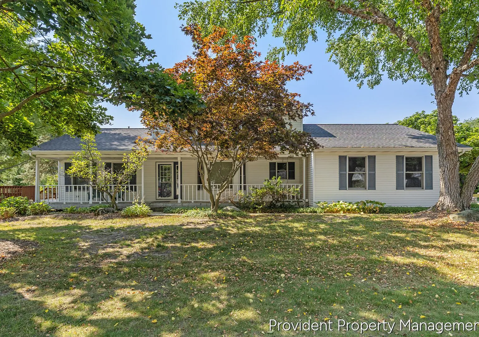 Spacious 4 Bedroom / 2.5 Bath Home with Byron Center Schools — Photo 1