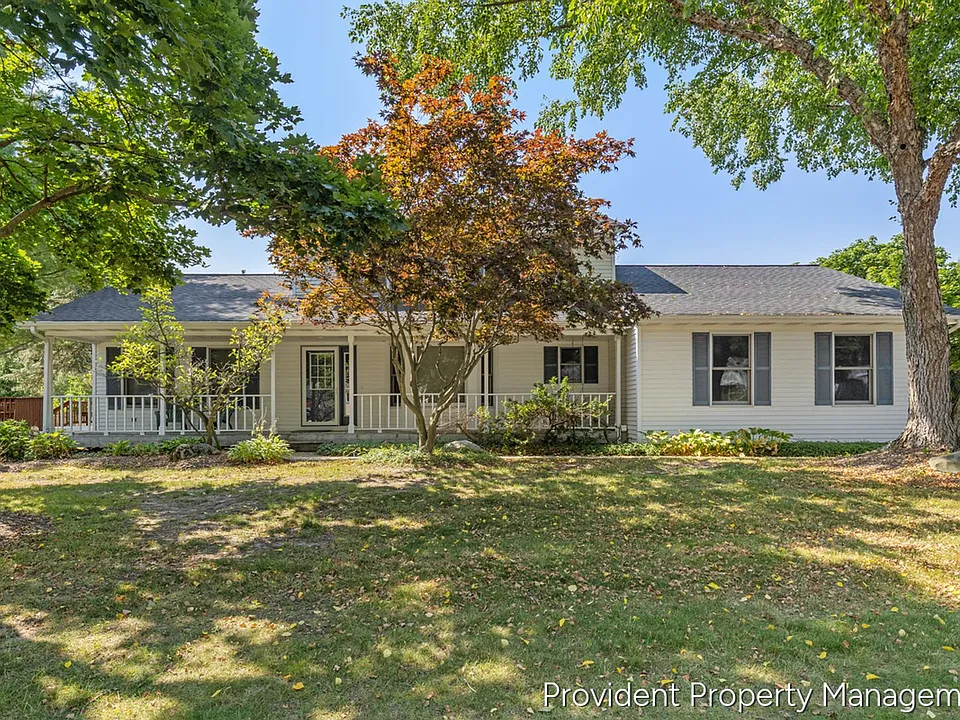 1030 73rd St SE
