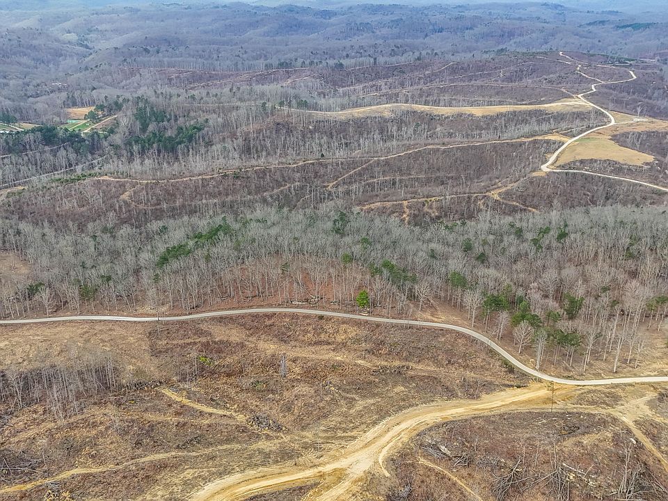 2nd image of 3982 Hazel Patch Rd