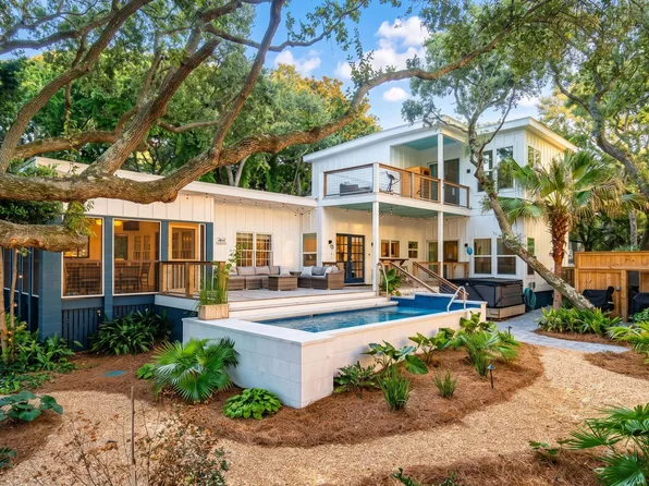 919 E Ashley Ave, Folly Beach, SC 29439