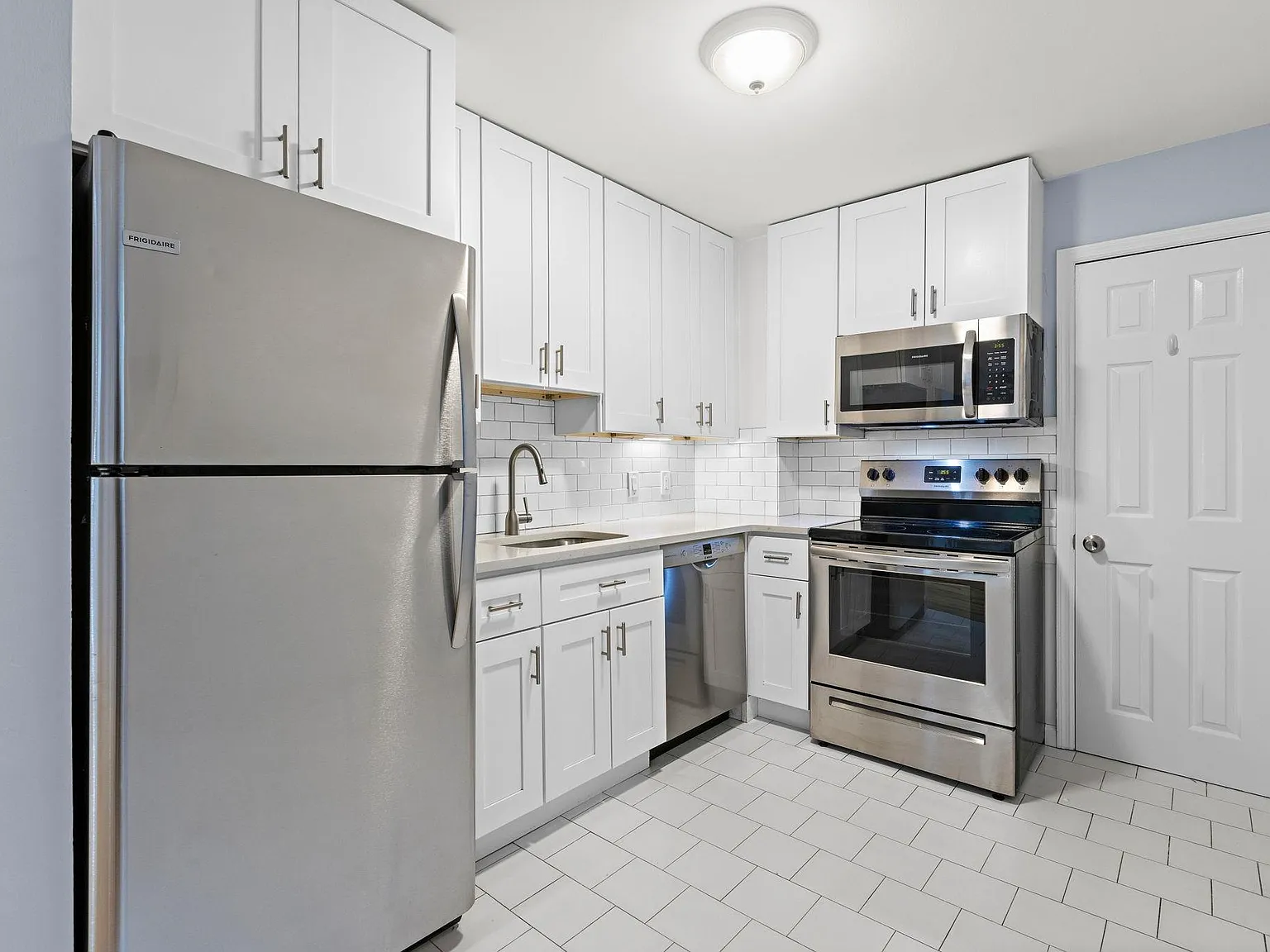 1 bed, 1.0 bath, 575 sqft, $2,500 — Photo 4