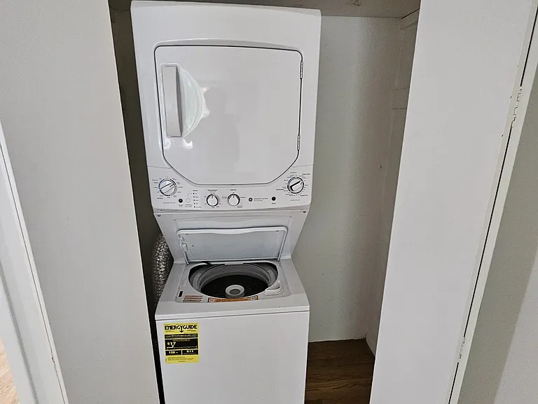 GE Stackable Washer & Dryer