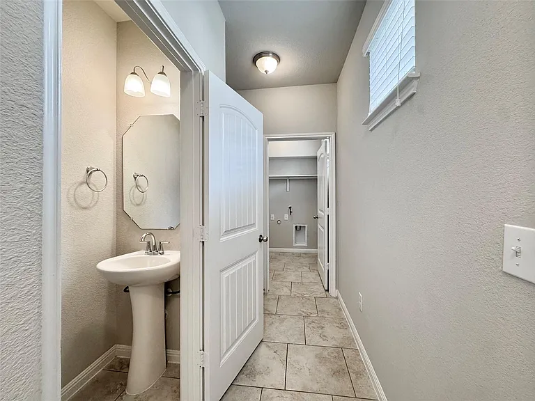 407 Rhetoric Way — Photo 13