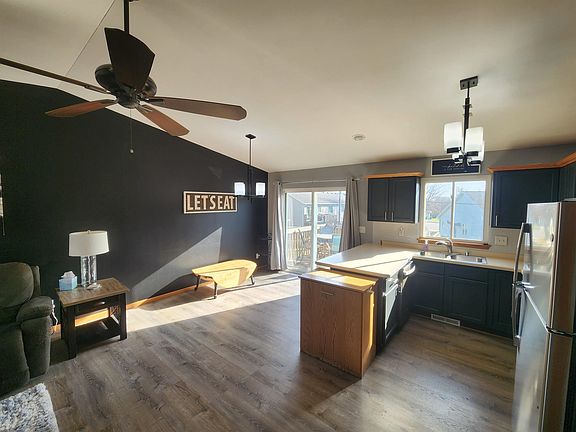 3rd image of 307 Marlboro Ave