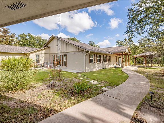 3rd image of 5680 Pratt Rd