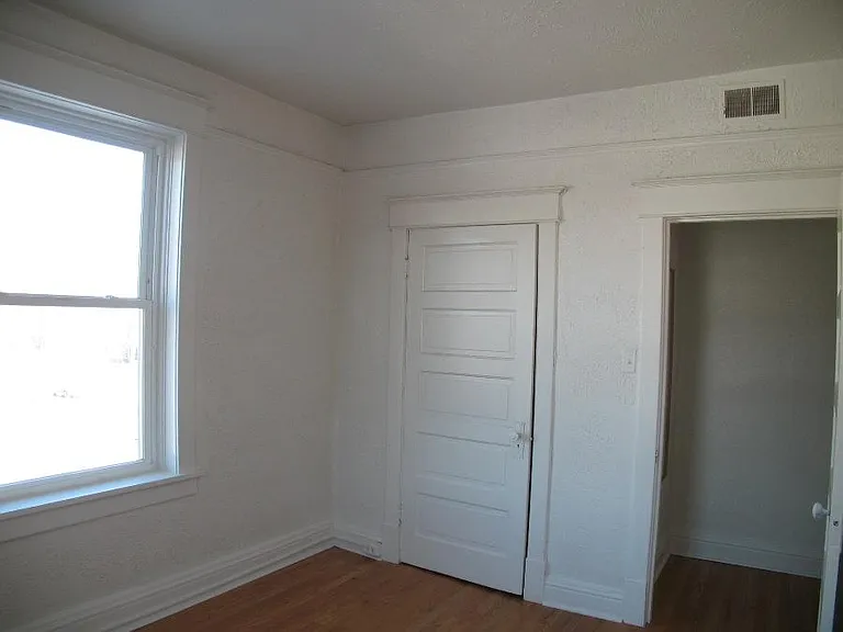 501 NE Madison Ave #C — Photo 12