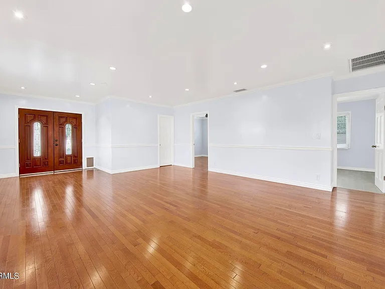 3330 Thorpe Ave #3330 — Photo 5