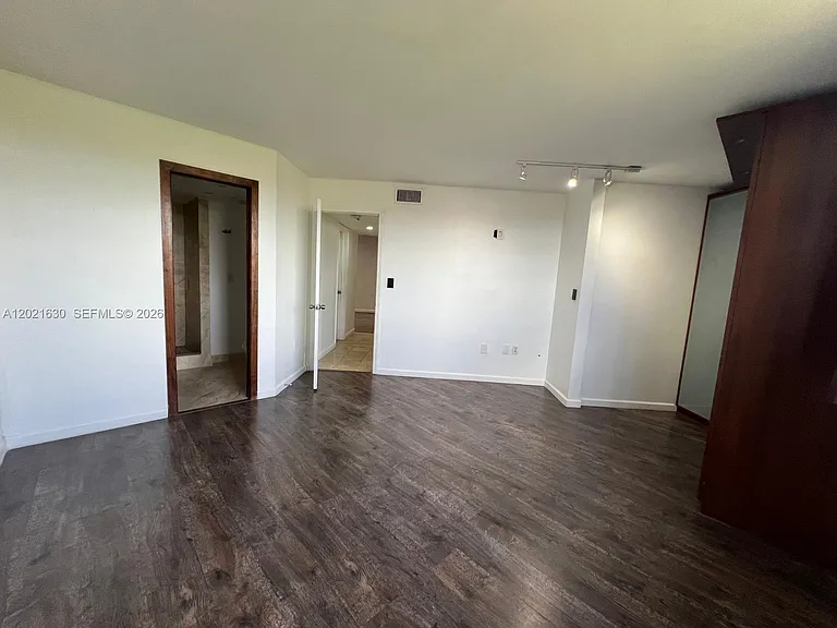 9715 Fontainebleau Blvd #E308 — Photo 14