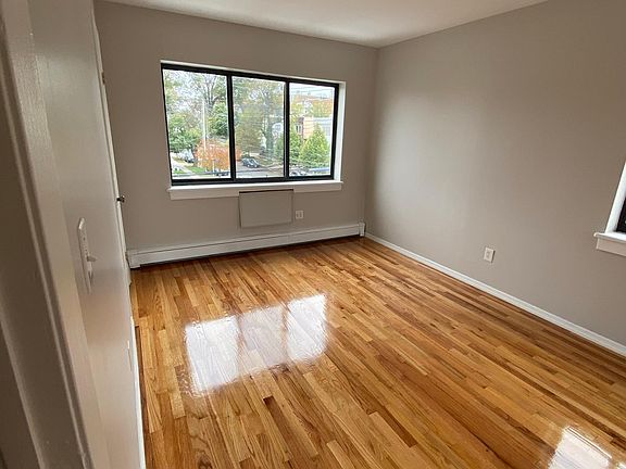 3rd image of 12503 11th Ave #2