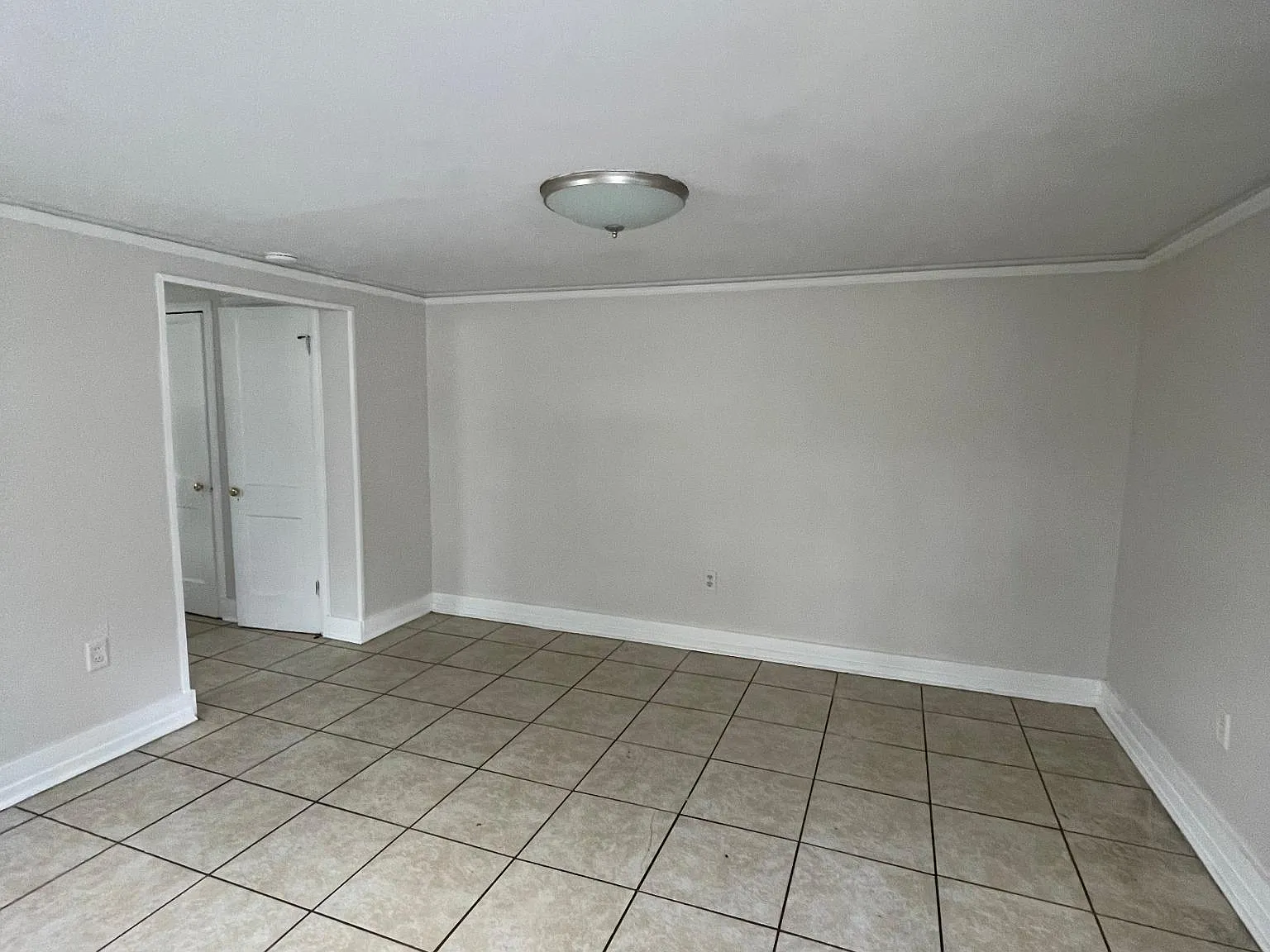 7800 Saint Charles Ave — Photo 1