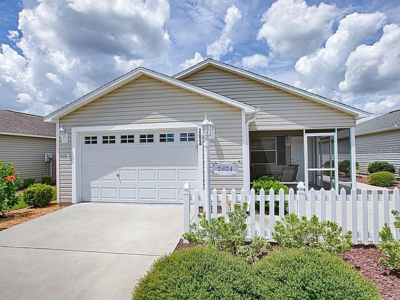 5th image of 2624 Sawgrass Ct
