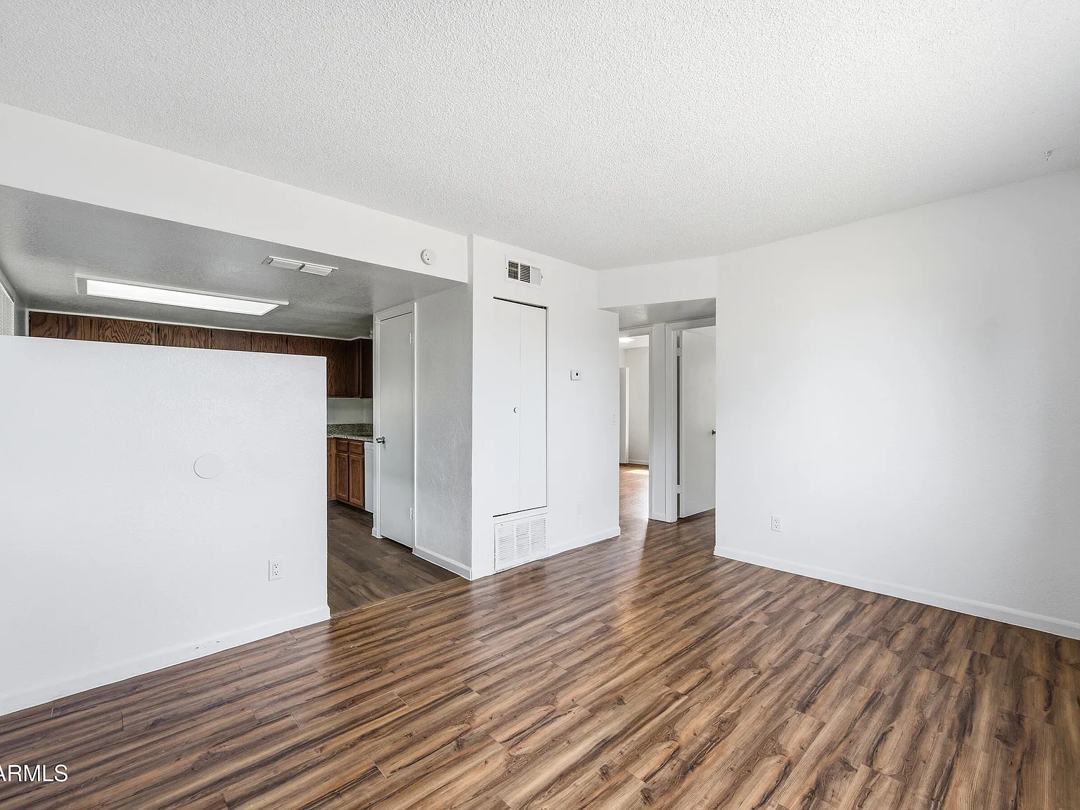 2 bed, 1.0 bath, 750 sqft, $1,195 — Photo 3