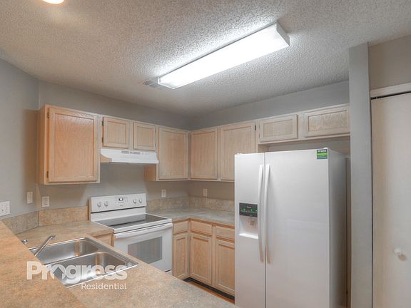 5th image of 3359 Mandarin Glen Dr