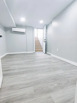 Rented by Voro, LLC | media 7