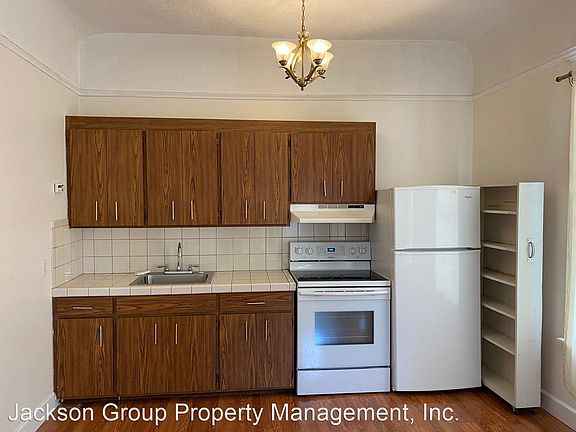 3rd image of 1100 Masonic Ave #3