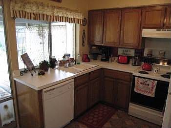 5th image of 4813 Wildbriar Dr