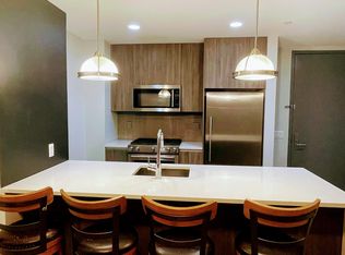 165 1st St #908, Jersey City, NJ 07302