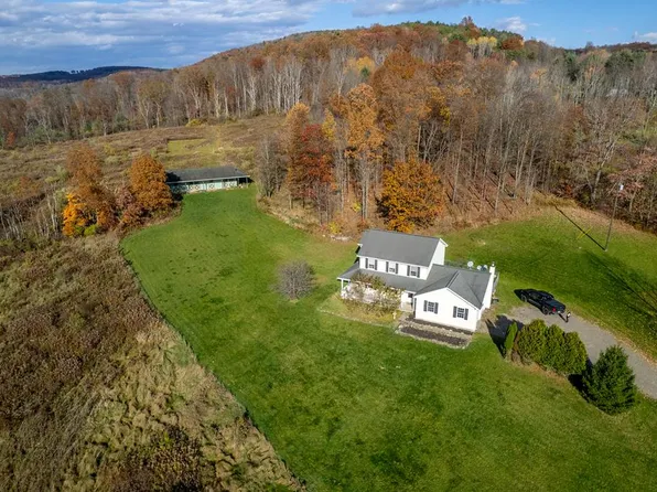 300 W Hill Rd, Chemung, NY 14892
