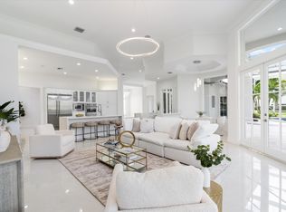 10853 Egret Pointe Ln, West Palm Beach, FL 33412