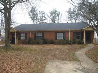 1870 Patterson Ct, Lawrenceville, GA 30044