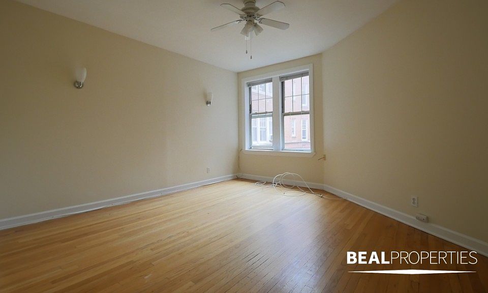 1st image of 556 W Aldine Ave #W1