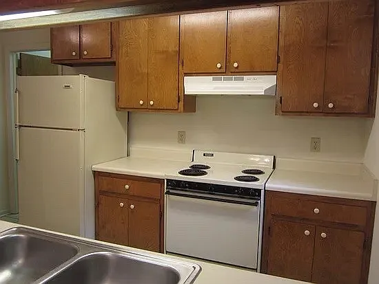 2323 Trimble Rd #R — Photo 11