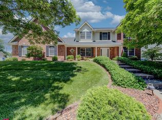 135 Huntington Park, Saint Charles, MO 63301
