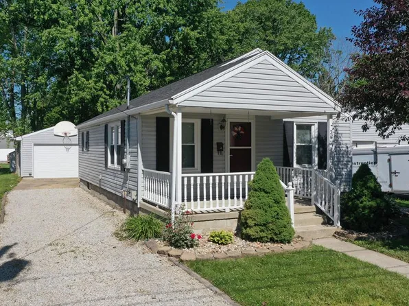 36 Clark Ave, Shelby, OH 44875