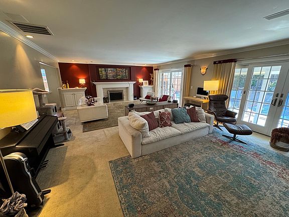 3rd image of 1138 Zinfandel Way