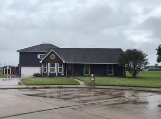 111 Brazos Landing Ct, Freeport, TX 77541