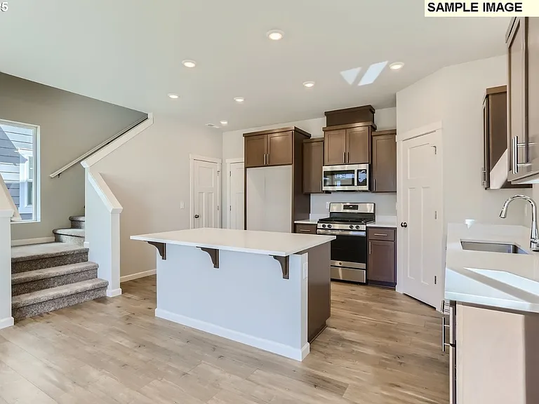 8312 SE Brooks Ln — Photo 4
