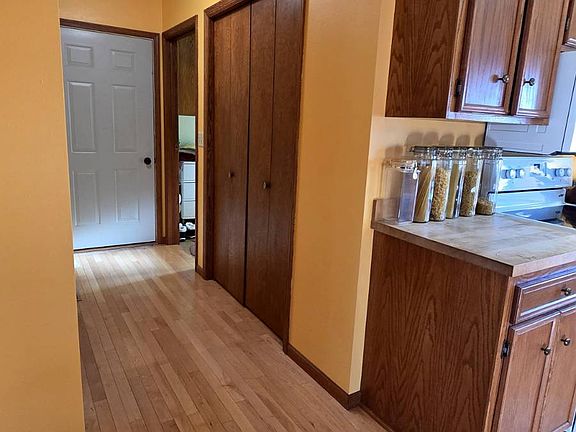 3rd image of 243 1st Ave