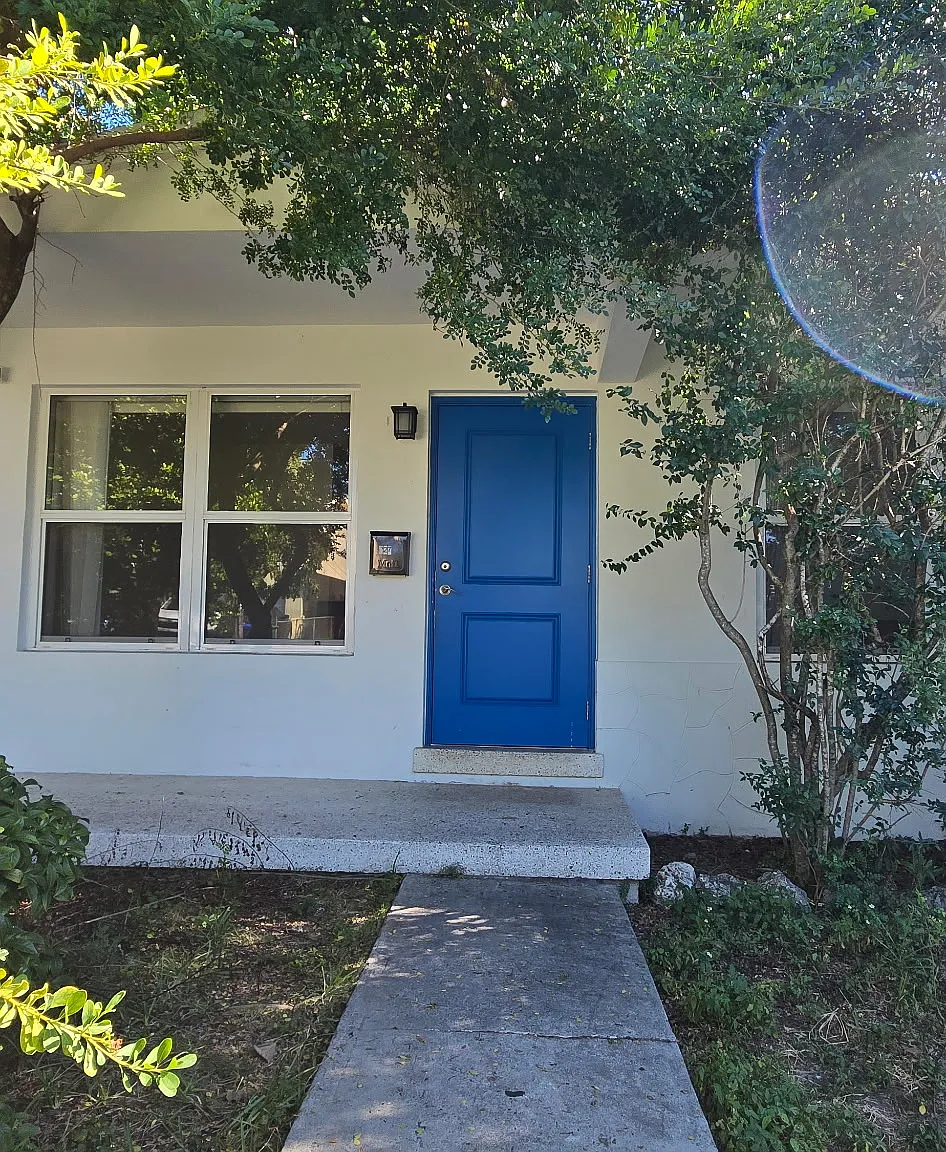 2 bed, 600 sqft, $2,200 — Photo 3