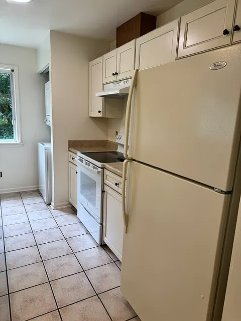 3 bed, 1100 sqft, $1,500 — Photo 4