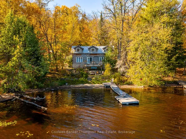 18 Port Vernon Ln, Huntsville, ON P1H 2J2