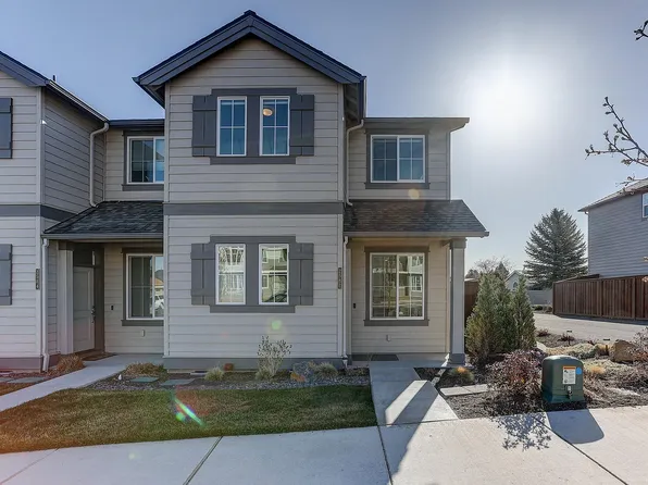 2582 NE Purcell Blvd, Bend, OR 97701