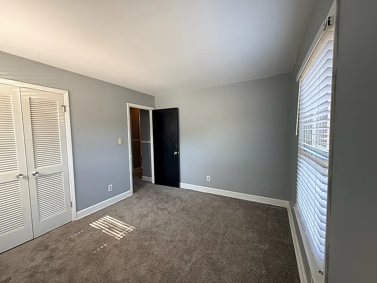 5325 Evanshire Dr — Photo 16