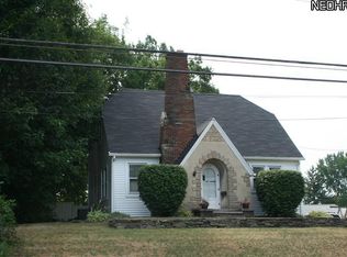694 N Summit St, Barberton, OH