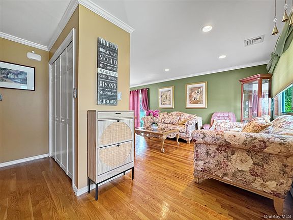 3rd image of 2810 Charles Road