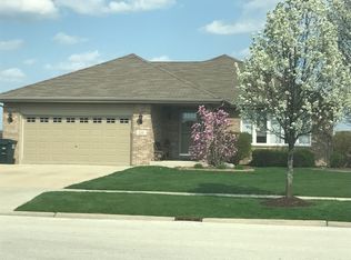2300 Cardinal Dr, New Lenox, IL 60451