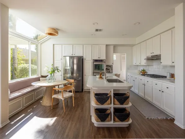 2819 Avenida Valera, Carlsbad, CA 92009