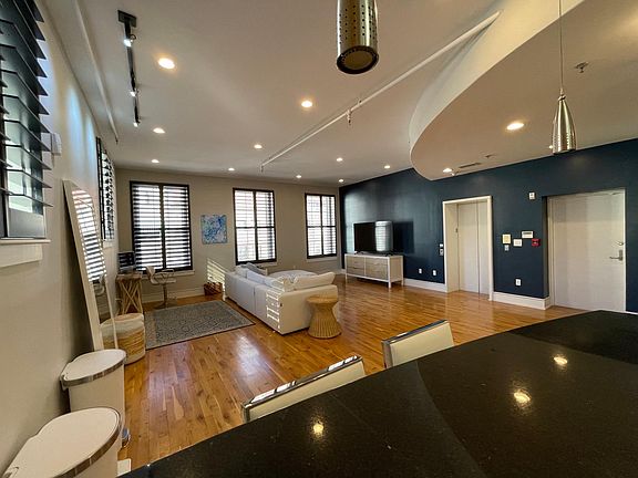 4th image of 1205 E Main St APT 3W