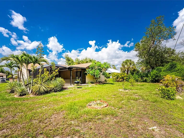 18407 Avon Ave — Photo 37