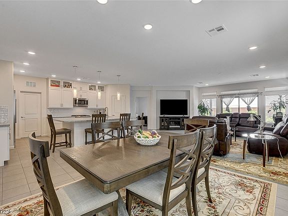 2nd image of 6779 Coyote Oaks Ave