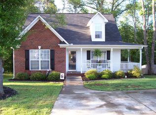 707 Cotton Branch Dr, Boiling Springs, SC 29316