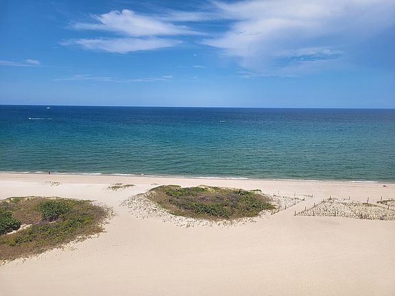 2nd image of 1012 N Ocean Boulevard #1006