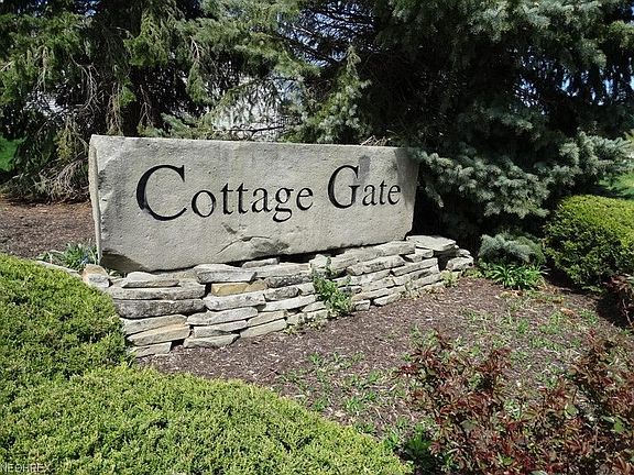 2nd image of 994 Cottage Gate Dr