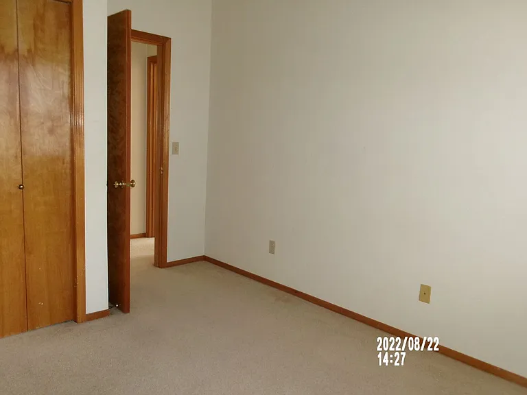 1431 SW Birdie Dr — Photo 10